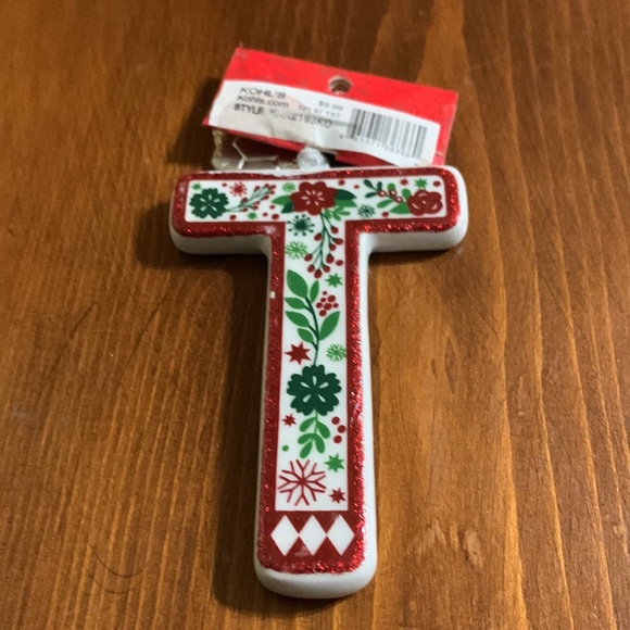 Kohl’s- Collectible Ornaments- Letter T - Picture 2 of 9